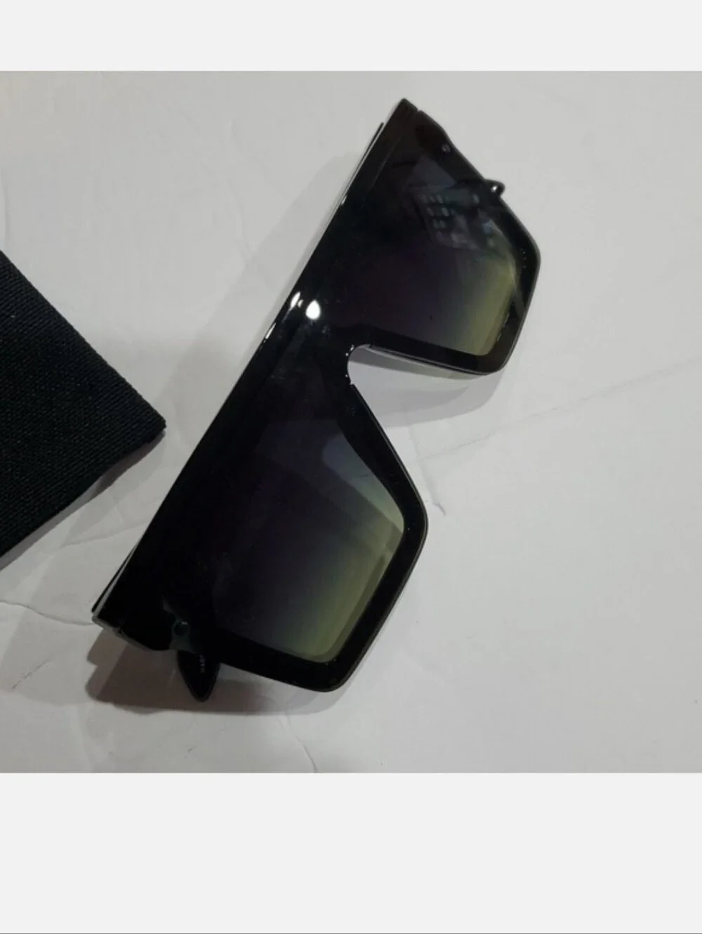 Quay Australia Hindsight black green fade lenses flat brow sunglasses new
